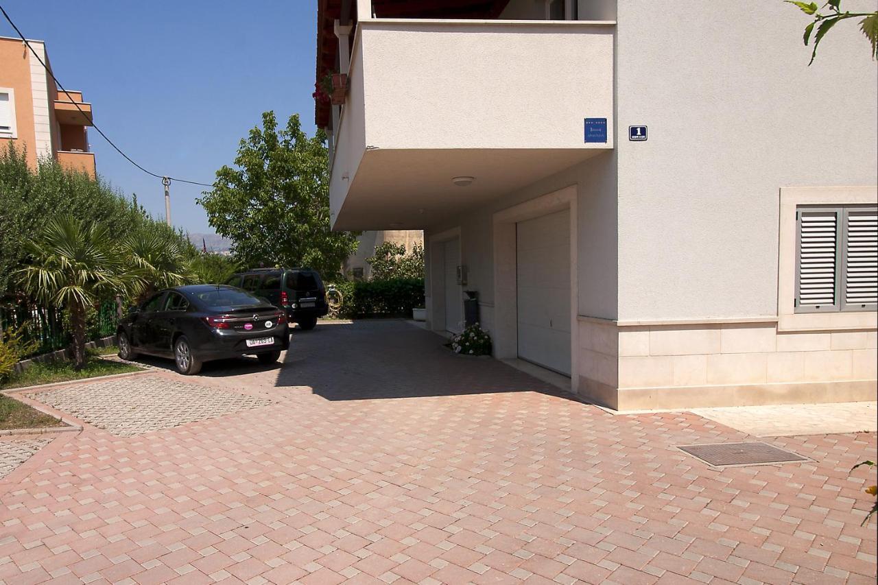 Luxury Apartments Elizabeth Podstrana Extérieur photo